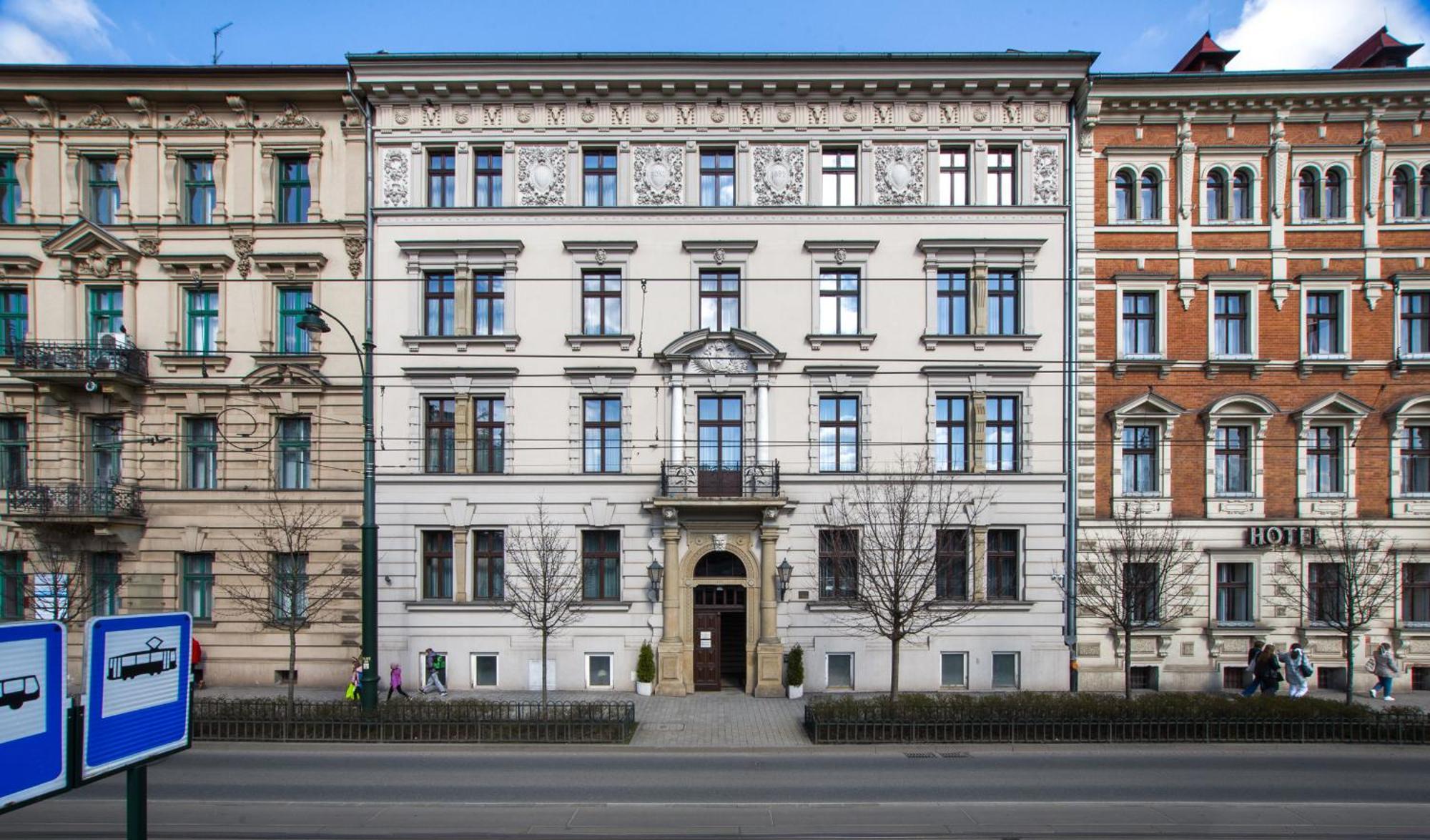 Aparthotel Basztowa Krakow Bagian luar foto